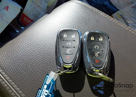 2020 Chevrolet Equinox Fwd Lt 1.5L Turbo z USA, uszkodzony, nr VIN 2GNAXKEV9L6275613